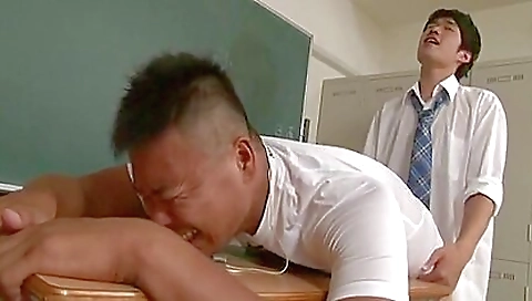 Make ale remove of banger's pussy