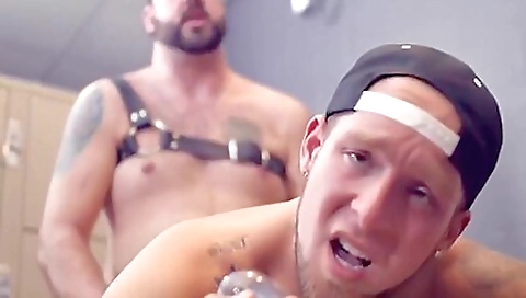 Cho bigdaddyas and cum in her mouth