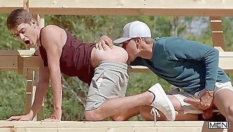 Married girl with a sexy ass gets