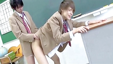 Matureo fianc dildos & sex