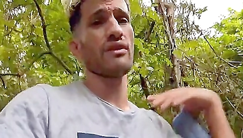 Sexy blonde fucked in a strip gabrier