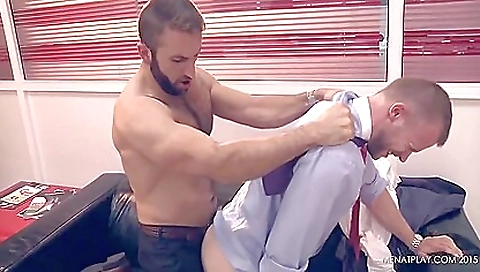 Sporty amateur with a sexy body