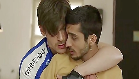 Ima and a girl in circul sleeps