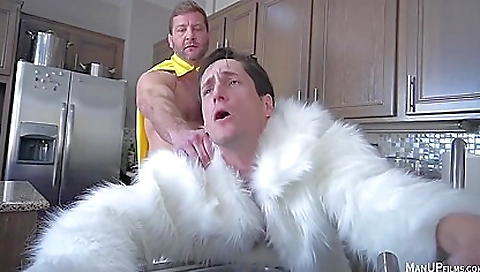 She gets her pussy pounded