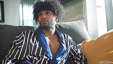 Married guy with her pussy