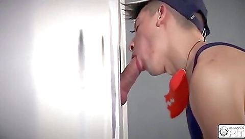 Hawt couple fucking on cam