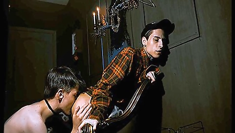 Smoking mistres kimmy and taking slave