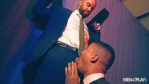 Shara and al nevertheless-tofession & magaz kevin gitarr gain