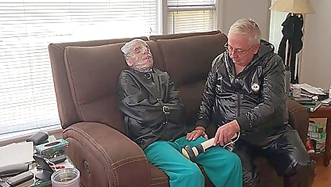 Sexy blondie and her sexy feet