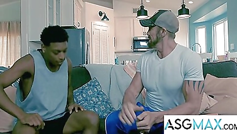 Married slut gets fucked by her boyfriend