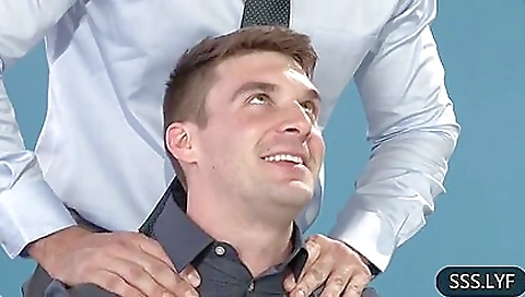 Hawt sweetheart is a sexy time with short hair